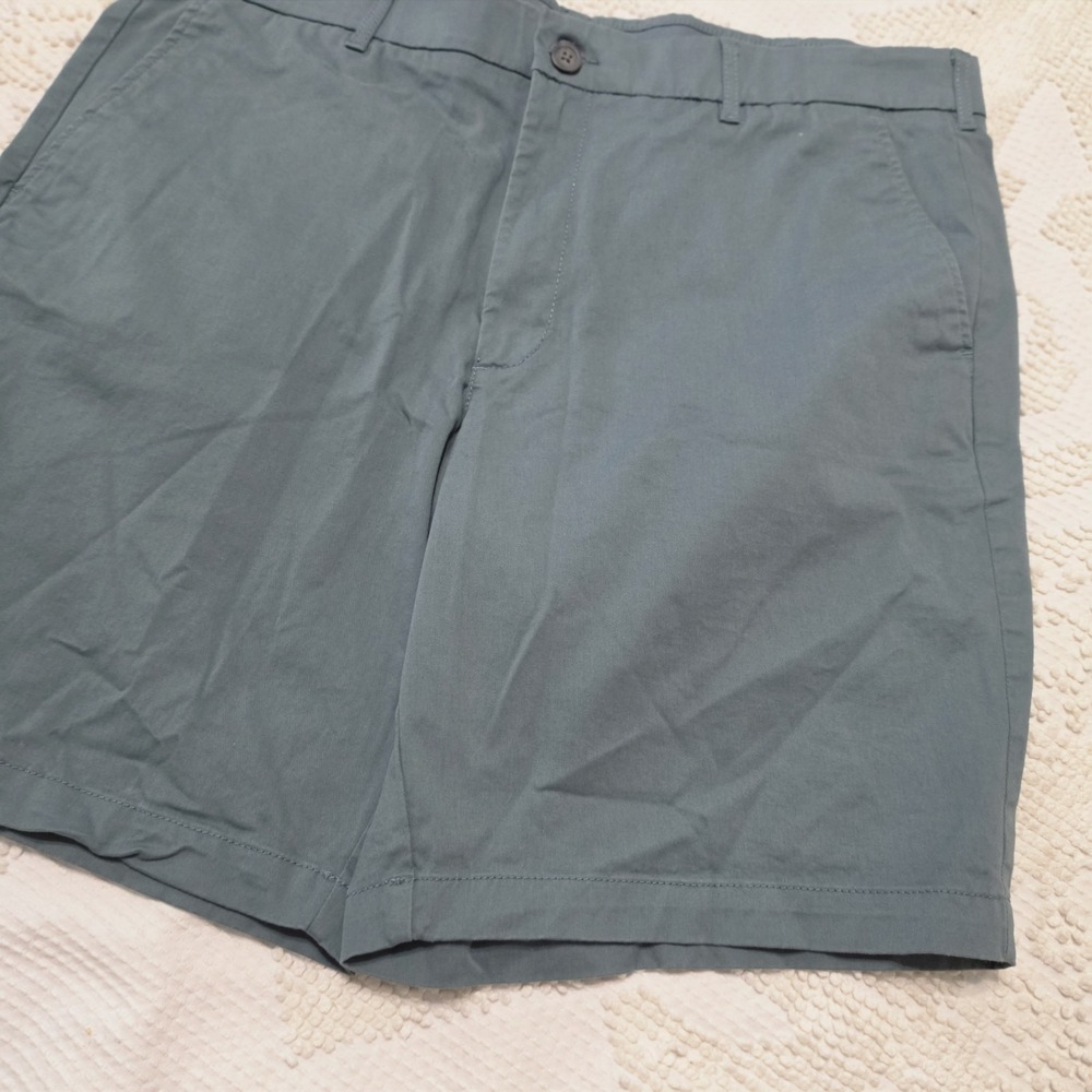 Marc Anthony Stretch Luxury flat shorts Sage green color Size 40 Men's